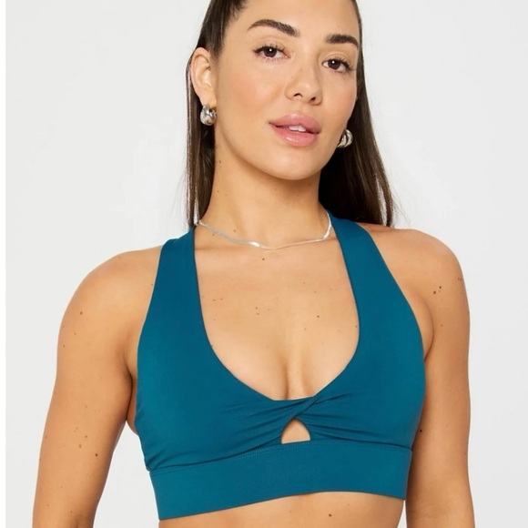 Fabletics oasis twist sports bra - Picture 1 of 7